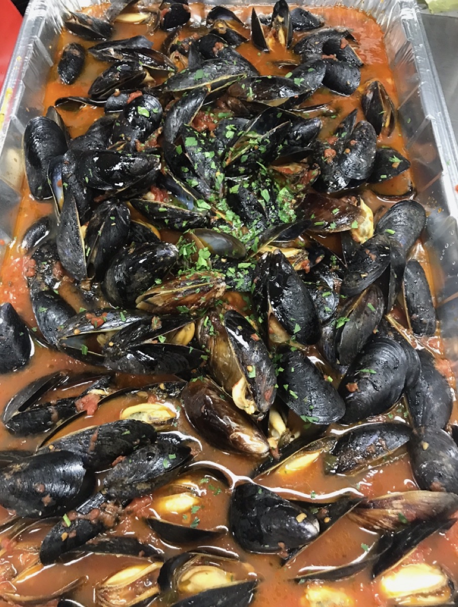 Mussels prepared for Barosa catering